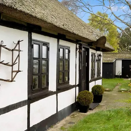 Cosy Half-timbered House On Lolland Nyaraló *